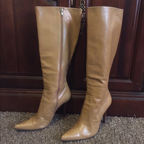 COPY - Stewart Weitzman Boots👢 - Picture 3 of 6